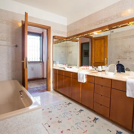 Degli Ulivi Villa Moniga del Garda